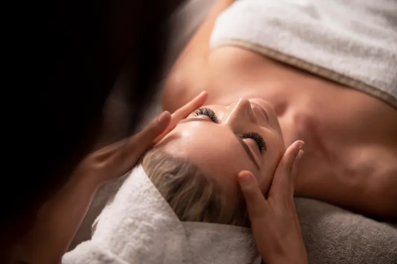 luxury sensitive skin facial spa